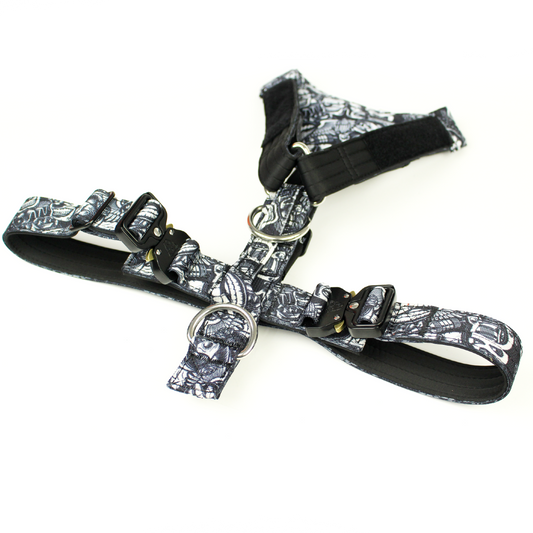 Terrain Dog Airtag Harness - Tattoo